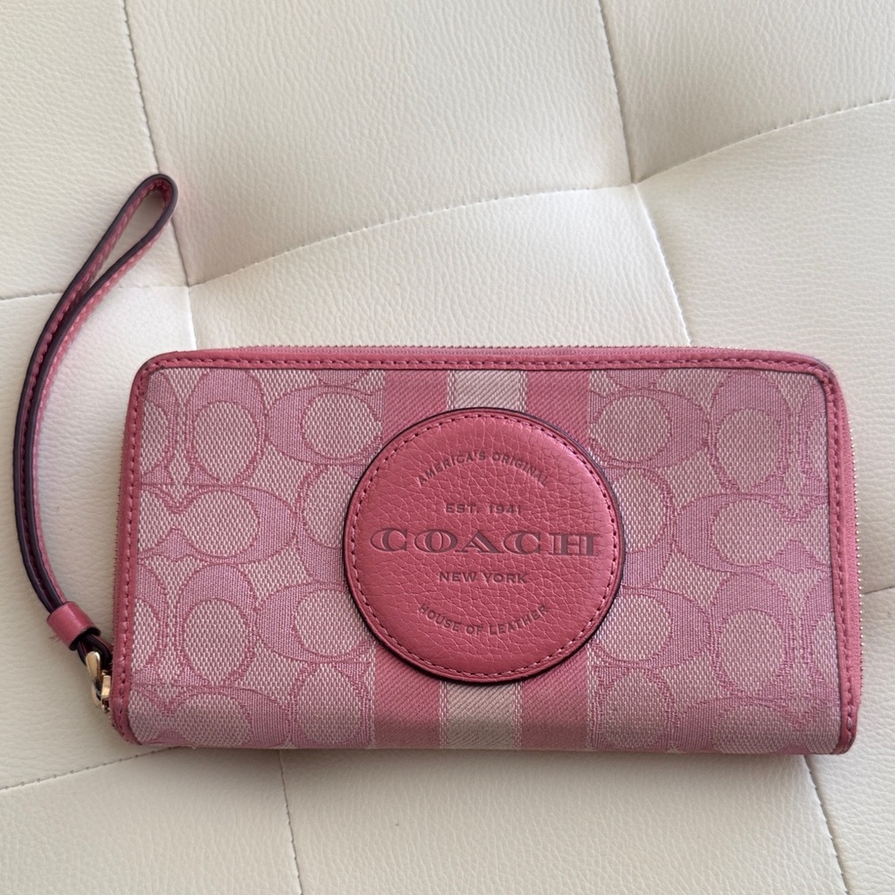 COACH Dempsey Large Phone Wristlet Wallet